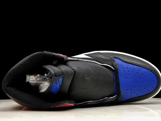 Official Maikesneakers 1 